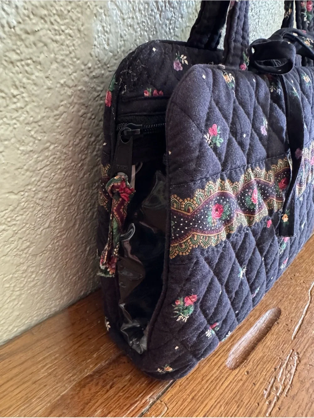 Y2K 1997 Vera Bradley Petit Point Retired Floral Quilted Toiletry/Cosmetic Bag